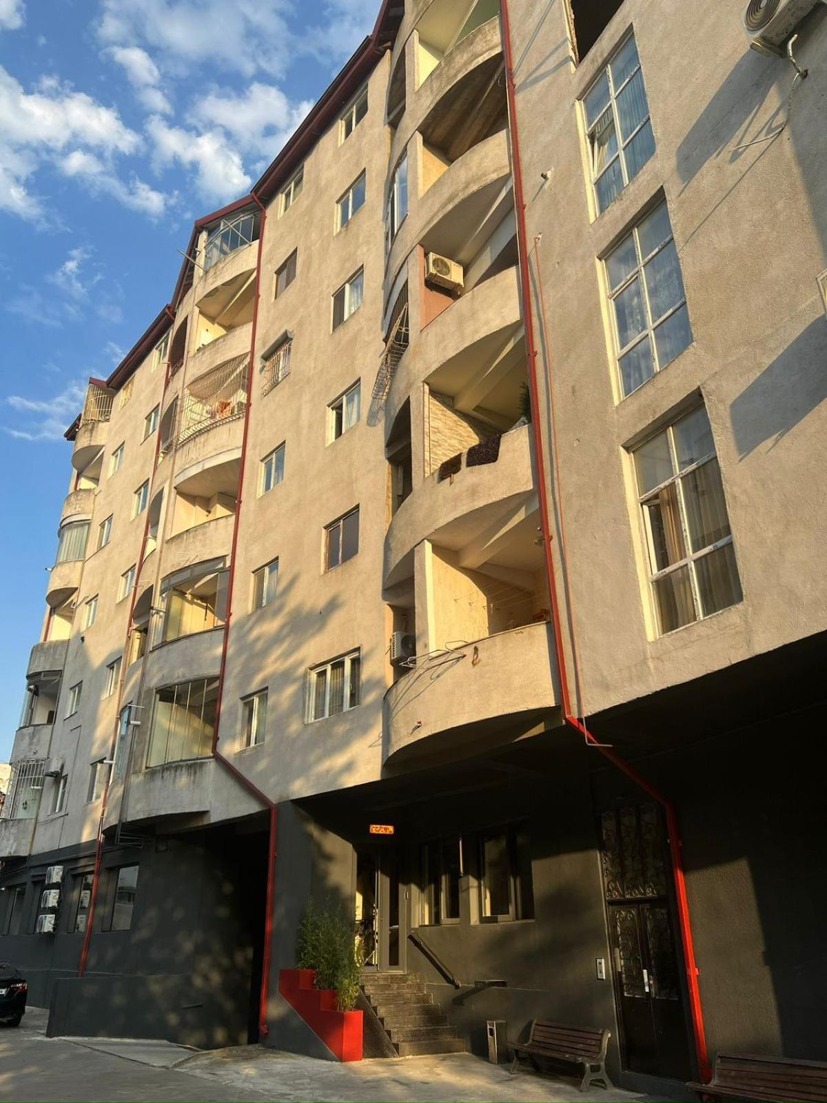 Rotel Кутаиси Экстерьер фото